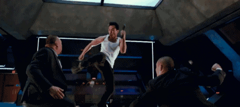 这部电影中的大反派 彩欠兜先亩允 既是幕后武指,又擅长台前猛