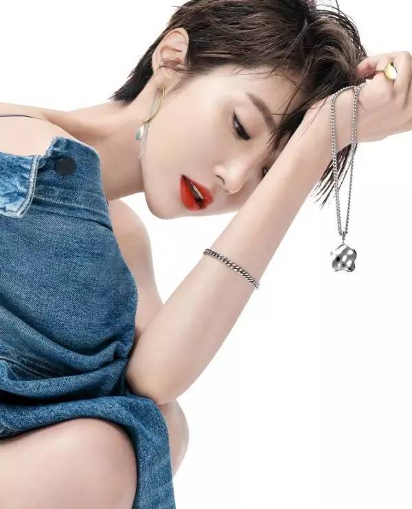好久不见美美的她!短发女神高俊熙写真公开