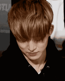 学会把吐舌头变成自己的加分项?