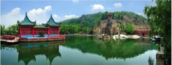秦王避暑洞乘凉 秦王避暑洞,坐落在山东省巨野县金山旅游区,是一处