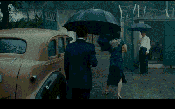 coco一直觉得汤唯很幸运,能够出演王佳芝这个角色,可以和梁朝伟对戏也