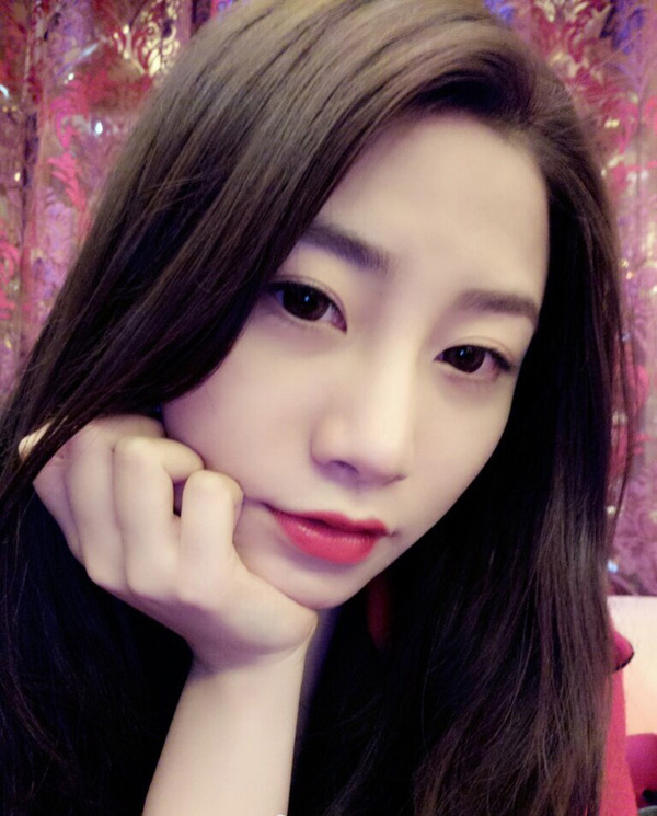 朋友圈吸引女生,快加入我们吧 学习恋爱撩妹艺术,提升恋商和自身魅力