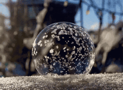雪花配温泉 享受唯美一刻 你确定不来?
