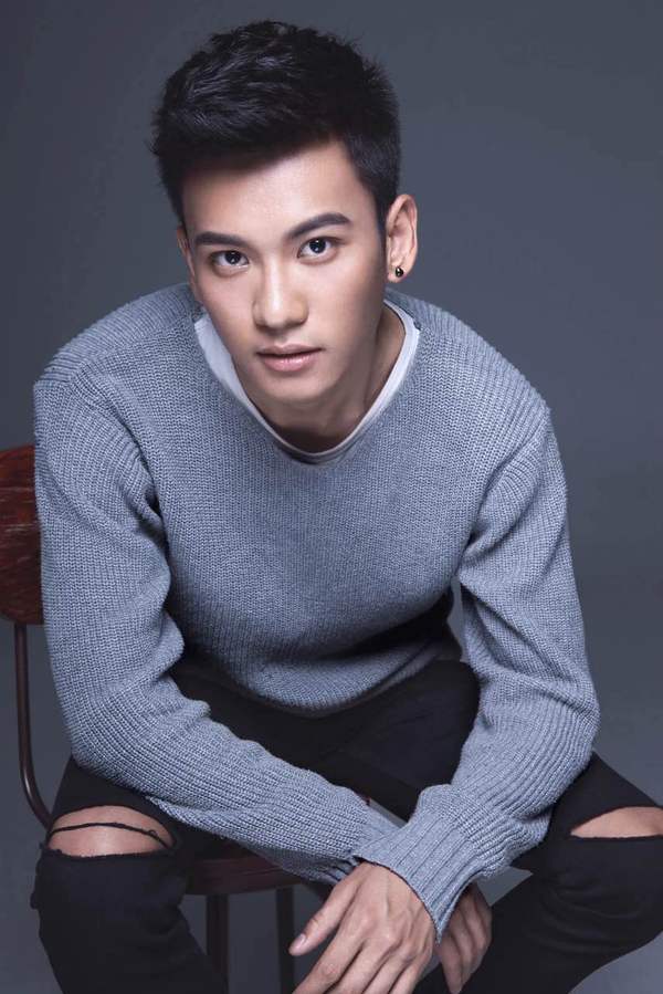 电影《来一打麻花》开机 演绎爱情魔法奇缘