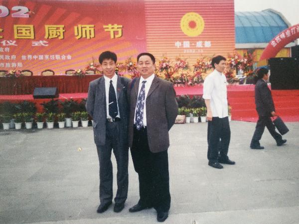明火挂炉创始人:马福山,我愿把这种传统的烧烤传播给需要产品的人,我