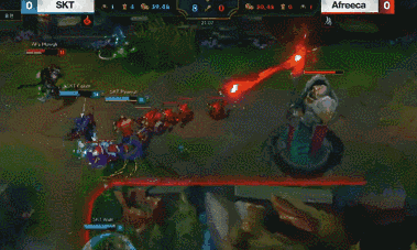 gif解读faker逆天男刀!三打一被反杀,会不会玩!