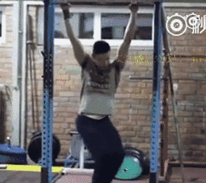 腹肌照片不夸张青少年图片