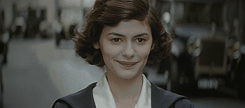 我吃女人奶奶动态图 一个吃奶两个下面