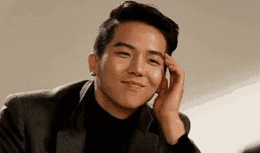 9.女友再漂亮还是对美女感兴趣. 10.