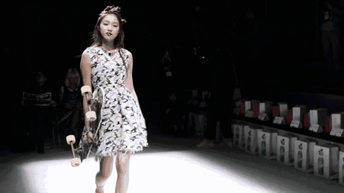 hold住秀场,拍的了杂揪硬照.