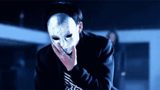 怼着怼着剧情过半,《我的吸血鬼男友2》的节奏我喜欢