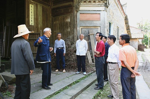 宜春市宜丰县芳溪人口_...宜丰县芳溪集镇,群众踊跃献血(2)