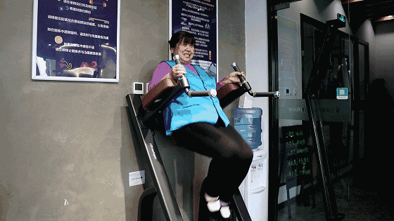 万万没想到,保洁阿姨竟成了健身界新晋网红