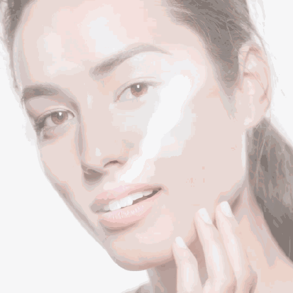 留言你的美白利器,点赞前五位的c粉获得倩碧匀净卓研润肤乳液体验装一