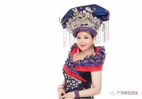 本土最豪华演出阵容   宾阳舞炮龙 国家一级演员,广西民歌天后黄春燕