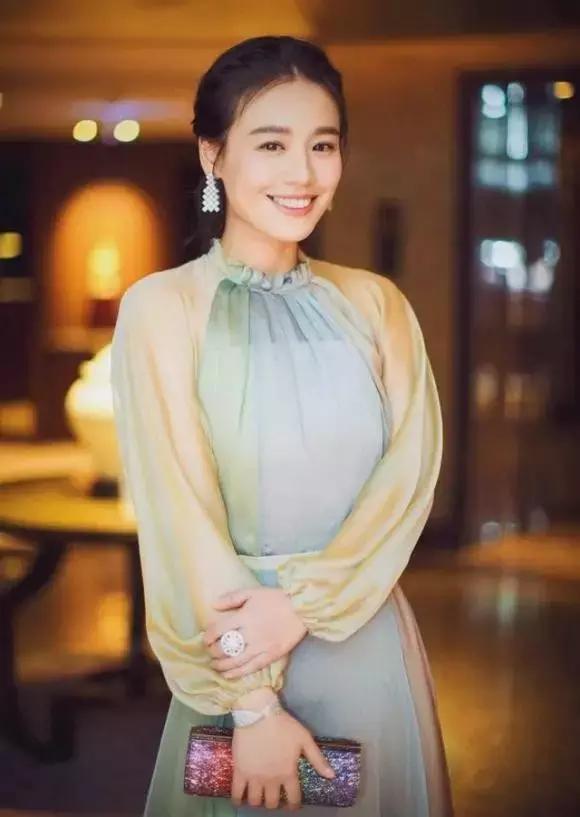 谁是马思纯 a64fnw1163404591296.jpg