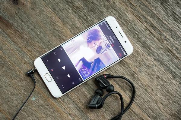 用手机导航哪个软件好_手机好用的连点器_手机播放器哪个好用