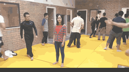 《未满十八岁禁止关注》搞笑gif合集-二十五期