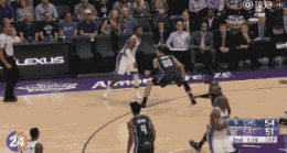 id:basketballgif  长按二维码关注  