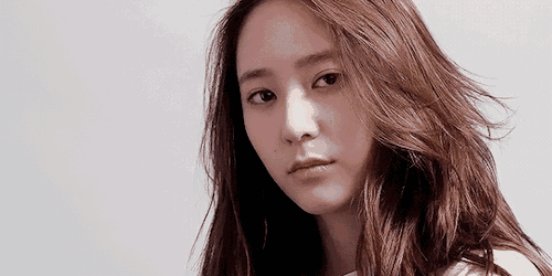 but对美女气质影响最大的 应该是 ▼ 双眼皮 水汪大眼 不好看的眼睛却