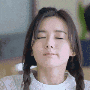 这个富二代曾当众打郑爽耳光,但更狠的是她瘦了!
