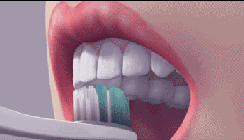 使用牙线 牙齿变黑其中一种原因也包括 牙齿缝有残渣至牙齿变色 想想