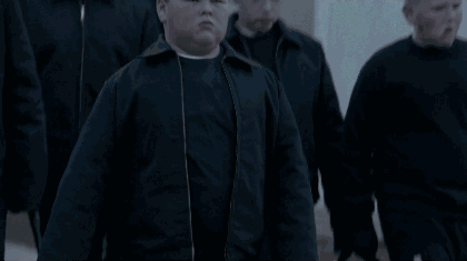 急啥啊 ▼ 我们学校的大哥 是一个少一个手指 头发很帅的酷哥 因为