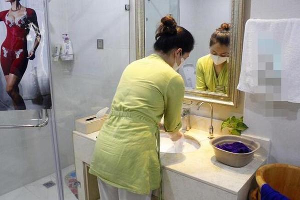 直击:90后催乳师的真实工作,职业总是被人误解!