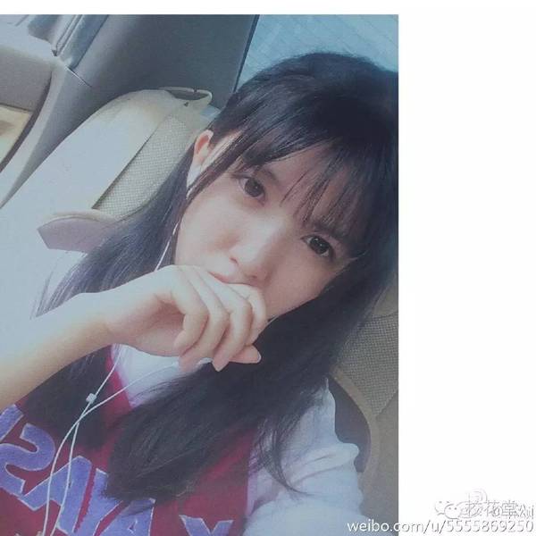 江西财经校花 就读于江西财经大学的校花訸颂在微博晒出萌系写真 萌