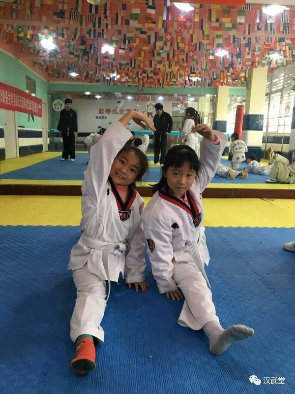 女孩子会跆拳道是一种什么样的体验?