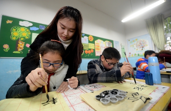 近年来,芜湖市中小学广泛开展传统文化进校园活动,书法,京剧,戏曲