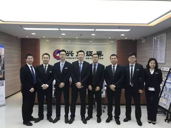 新点就在: 泉州经济技术开发区德泰路 太子酒店一层 先来看看新点长图片