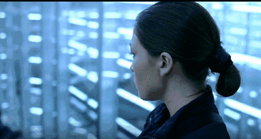 泪目,刷了15年的《生化危机》,就为了这个女人