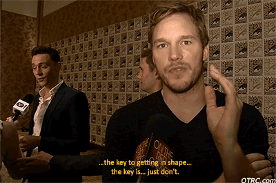 【搞笑gif】 安卓,终于将苹果踩在了脚下-新闻频道