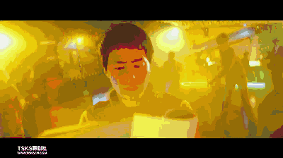 继霜花店后时隔八年,他的新作再次称霸韩国票房