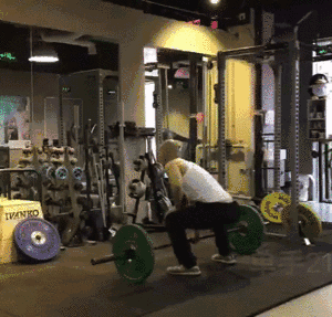 中国街头健身牛人,体脂8%,搓衣板腹肌……这样的我服了!