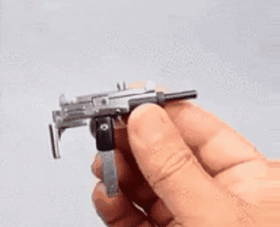 枪 武器 400_324 gif 动态图 动图
