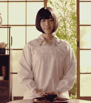 【开心一笑】上司是个风风火火的女人,也是个难嫁的老姑娘,也许太