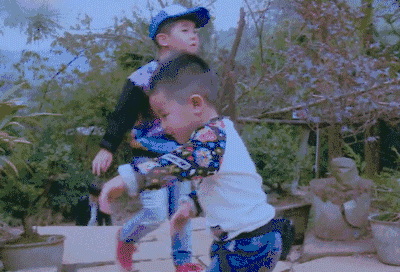 胡可带着安吉小鱼儿录真人秀,比起当胡可儿媳妇,更想要个安吉当哥哥!