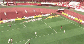 也确实,郜林为国家队最近的一次进球已经是遥远的3年之前对阵约旦队的