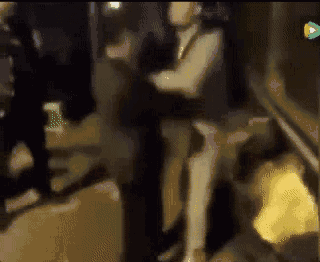 能动口绝不动手!这两波男子却都被拘留了?