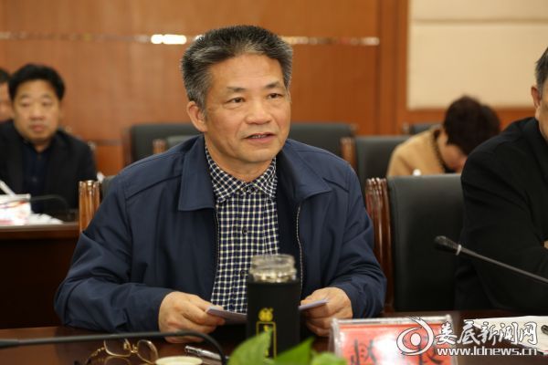 (娄底市人大常委会副主任赵应良讲话) 娄底新闻网讯(记者杨志慧)3月31