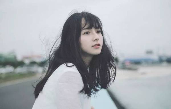 微博上有哪些值得关注的漂亮小姐姐?