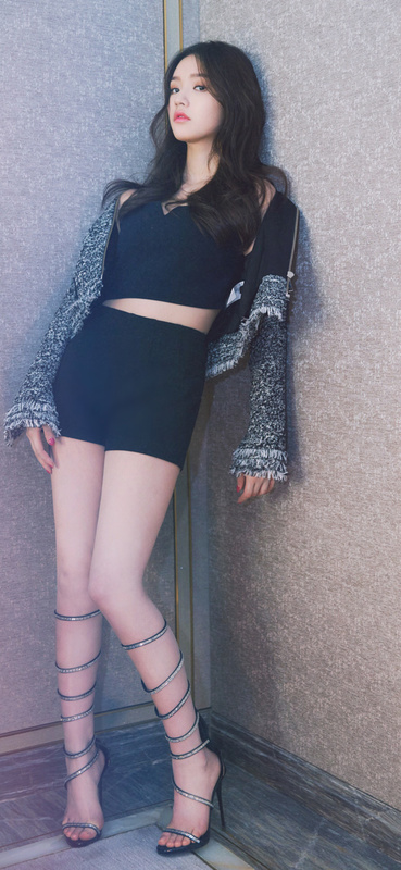 唐嫣杨幂赵丽颖美腿大比拼,谁的更美更修长