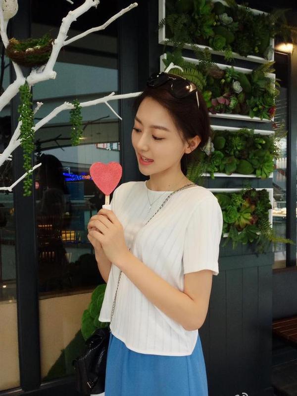 玄女,素锦这两位应该是史上颜值最高的反派了吧!