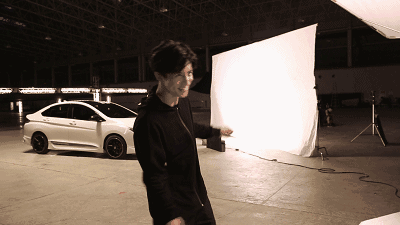 很多人都喜欢薛之谦的搞笑,喜欢他在节目中神经病一般的存在.