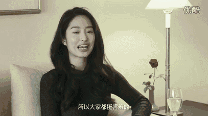 (暧昧的抱抱)