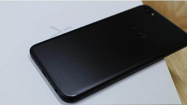 vivo x9磨砂黑新配色图赏,机身背面显得更加和谐