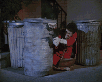 开心一刻: 1,本吊骑自行车载一学妹回家,到了家学妹下车羞涩地说: