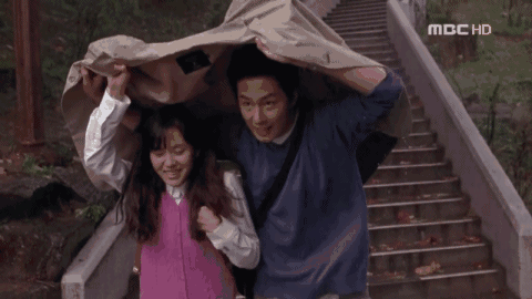 当然如果你有一起避雨的小哥哥除外